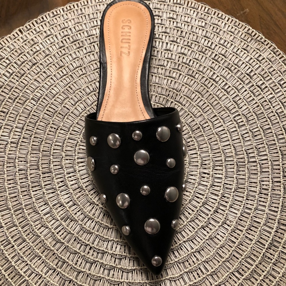 Schutz shoes never worn
